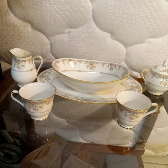 Antique Noritake Ivory china piece set Gallery edition gold trim